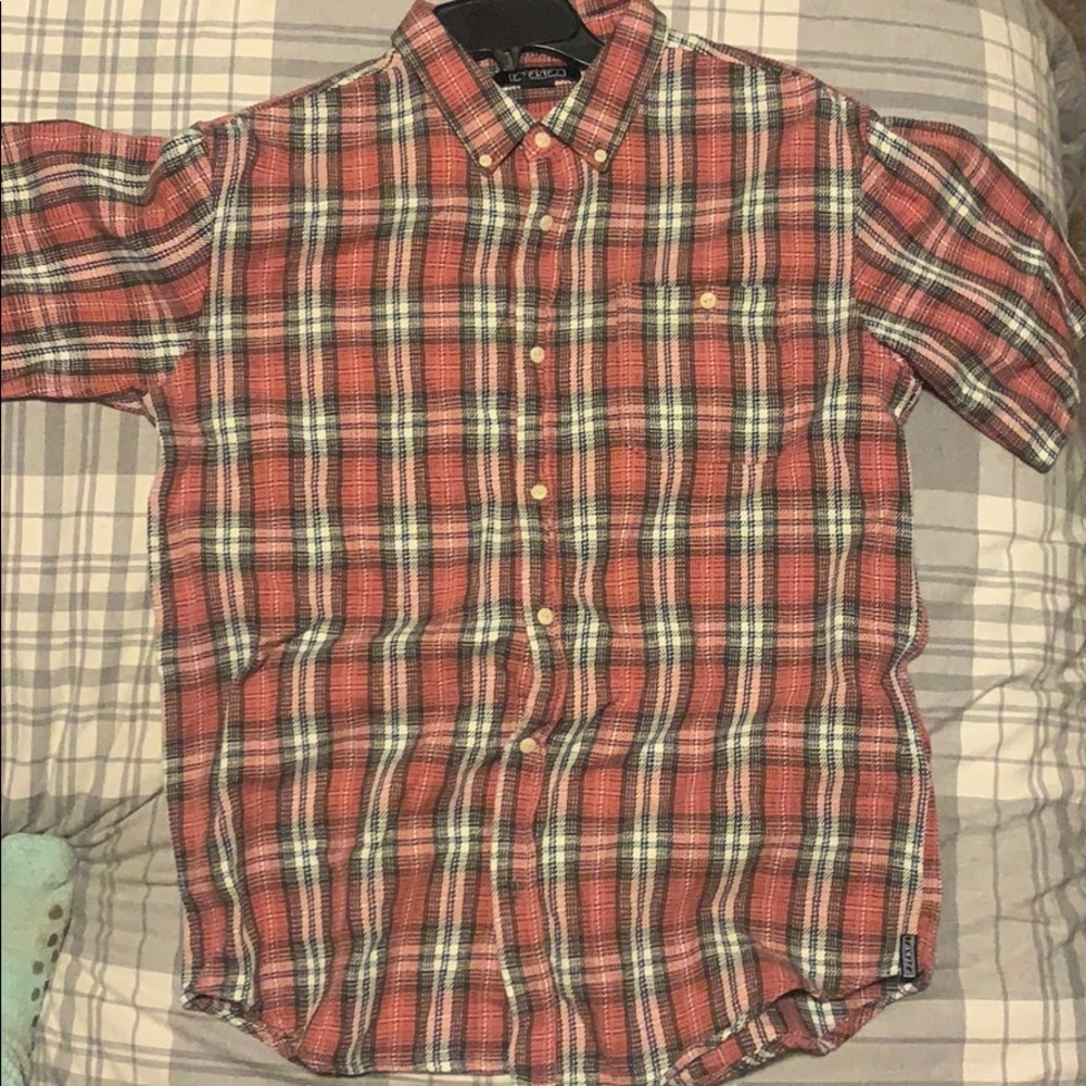 Plaid short sleeve shirt